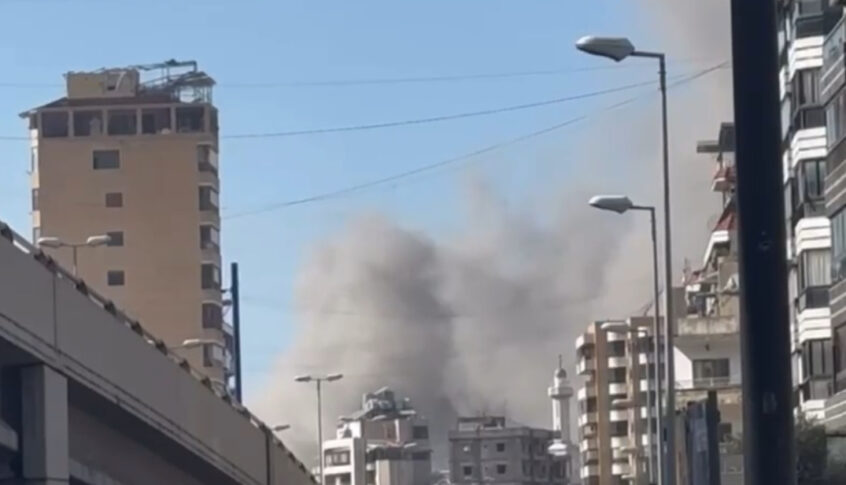 منطقة بئر العبد في الضاحية الجنوبية بعد استهدافها بغارة اسرائيلية منذ قليل
