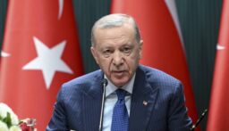 ‌‏أردوغان في رسالة تهنئة لبابا الفاتيكان: نأمل في بذل جهود مشتركة لإنهاء المآسي الإنسانية وفي مقدمتها مأساة غزة
