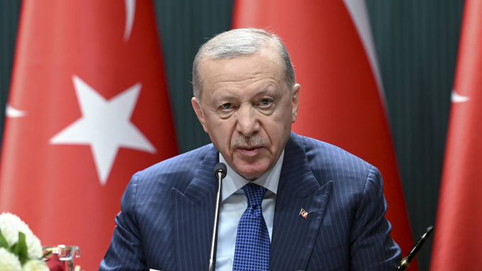 ‌‏أردوغان في رسالة تهنئة لبابا الفاتيكان: نأمل في بذل جهود مشتركة لإنهاء المآسي الإنسانية وفي مقدمتها مأساة غزة