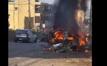 استهداف سيارة بمسيّرة معادية على طريق الجمهور