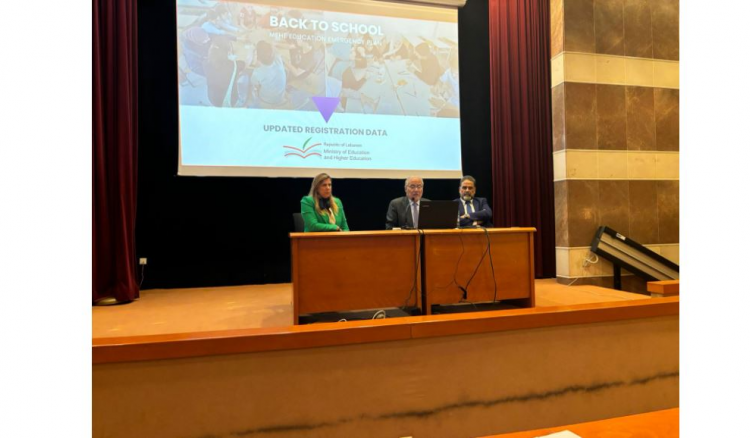 الحلبي ترأس اجتماعات تربوية تناولت عملية انقاذ العام الدراسي: حرصاء على إسداء التعليم رغم ازمة النزوح