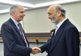 لقاء بين جعجع والسفير الفرنسي: لضرورة وقف اطلاق النار وتطبيق القرارات الدولية