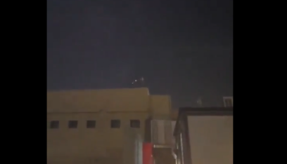 بالفيديو: مروحيات عسكرية معادية تلاحق طائرة مسيّرة أُطلقت من لبنان وتفشل في إسقاطها