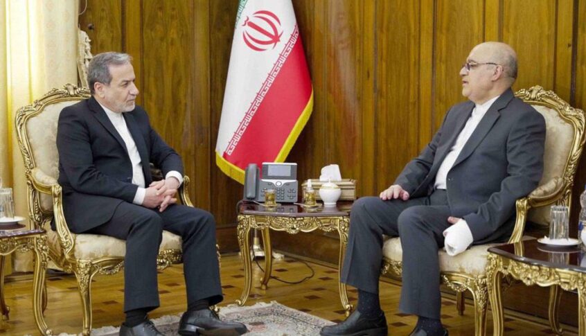 لقاء جمع سفير إيران لدى لبنان مع عراقجي: لوقف الجرائم الاسرائيلية بحق لبنان
