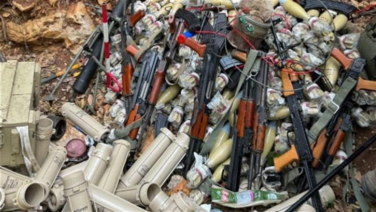 المتحدث باسم جيش العدو يزعم: “الوحدة 13 للكوماندوز البحريّ قضت على عناصر الحزب ودمرت مجمع قتال في جنوب لبنان”!