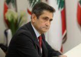 خاص “المدى” قيومجيان: ليس في الأفق زيارة قريبة للودريان