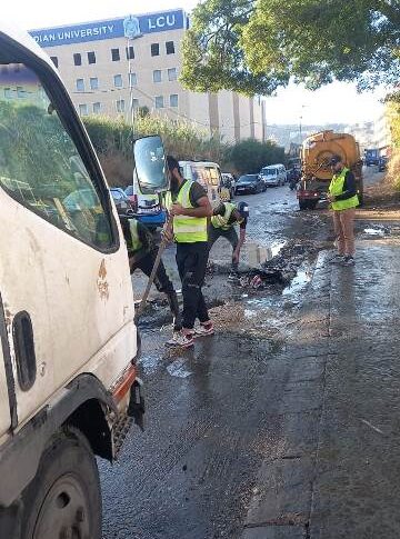 معالجة تجمع للمياه على طريق الحدث بعد مفرق كلية العلوم باتجاه جسر كفرشيما