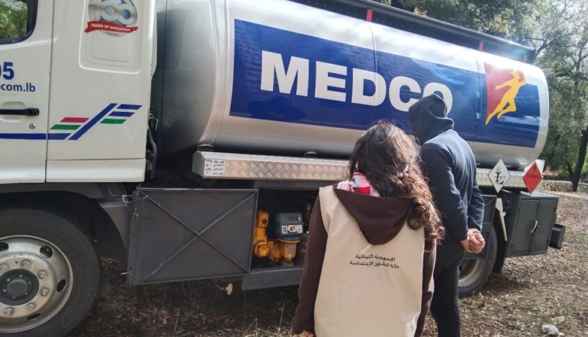 فياض يعد بتغطية أكبر عدد ممكن من مراكز الإيواء في عملية توزيع المازوت بأسرع وقتٍ ممكن