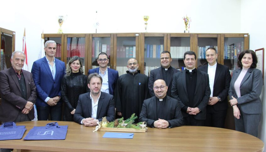 إتفاقية تعاون بين الجامعة الأنطونية وبلدية زغرتا-إهدن