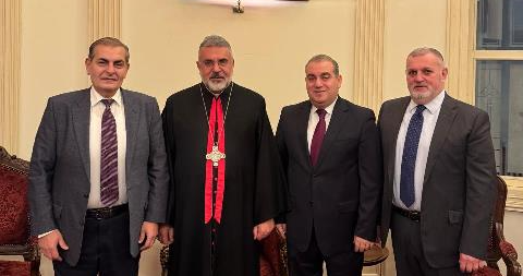 النقيب الحسن زار المطرانين سويف وضاهر معايدا: لتعزيز القيم الإجتماعية والسياسية ليبق وطننا رمزا للوحدة