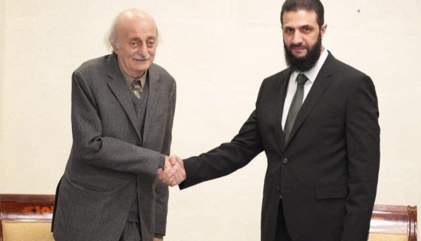 ترحيب سياسي بزيارة جنبلاط لسوريا