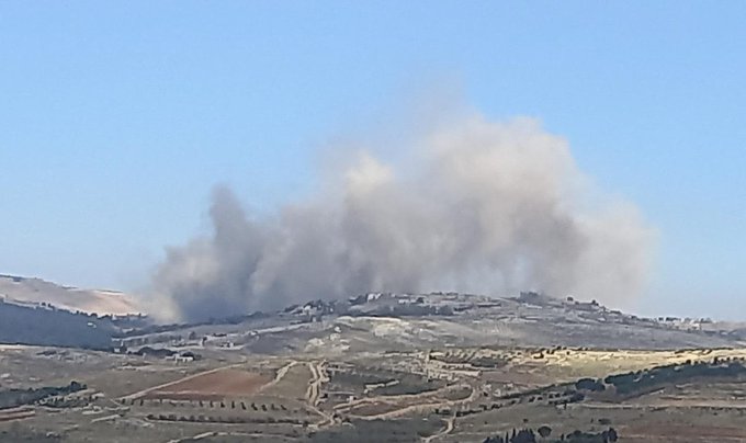 بالصور: العدو الإسرائيلي ينفّذ تفجيرات في يارون جنوبي لبنان