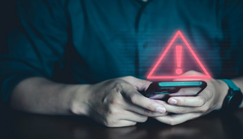7 علامات تدل على أن هاتفك تم اختراقه