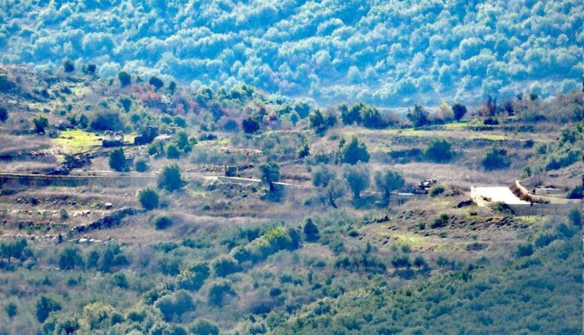 بالصور: توغل للعدو في منطقة الصالحاني ووادي مظلم وعمليات تجريف وانفجارات