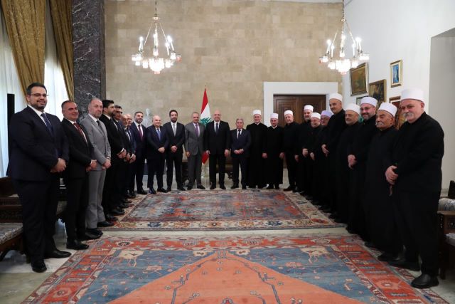 الرئيس عون: للالتزام بالدستور ووقف انتهاك القوانين