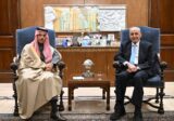 بن فرحان يغادر عين التينة من دون الادلاء بأي تصريح