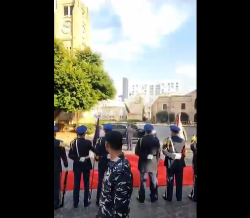 بالفيديو: لحظة وصول رئيس الجمهورية جوزيف عون الى ساحة النجمة