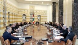 الرئيس عون طلب في مستهلّ جلسة مجلس الوزراء الوقوف دقيقة صمت حدادا على الوزير السابق عدنان القصار.
