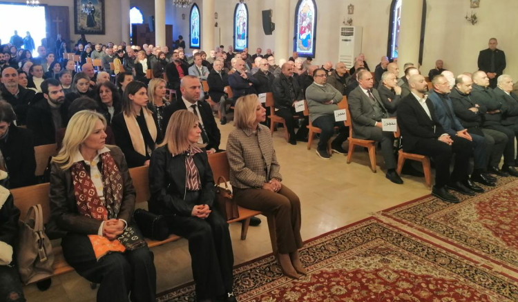 قداس في العيشية على نية رئيس الجمهورية في حضور اللبنانية الأولى…المطران عبدالله: كل التوفيق للرئيس عون في مهامه