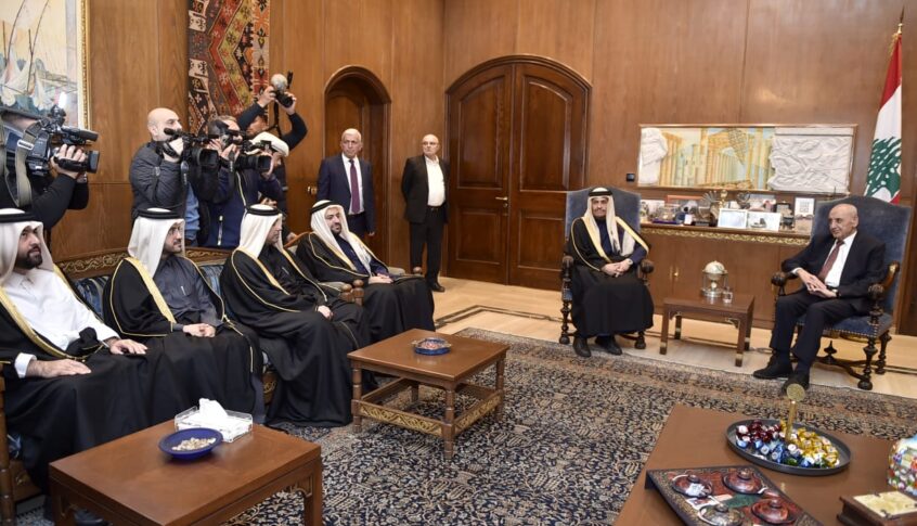  بري بعد لقائه رئيس مجلس الوزراءالقطري: إسرائيل تتبع سياسة التدمير الممنهج للقرى الحدودية وتحويلها الى أرض محروقة