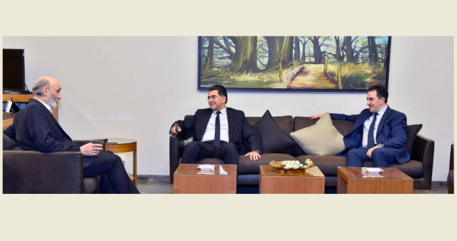 جعجع عرض مع وزير الإعلام للأوضاع العامة وقانون الإعلام المرئي والمسموع