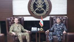 قائد الجيش استقبل في مكتبه في اليرزة مدير عام قوى الأمن الداخلي اللواء رائد عبد الله