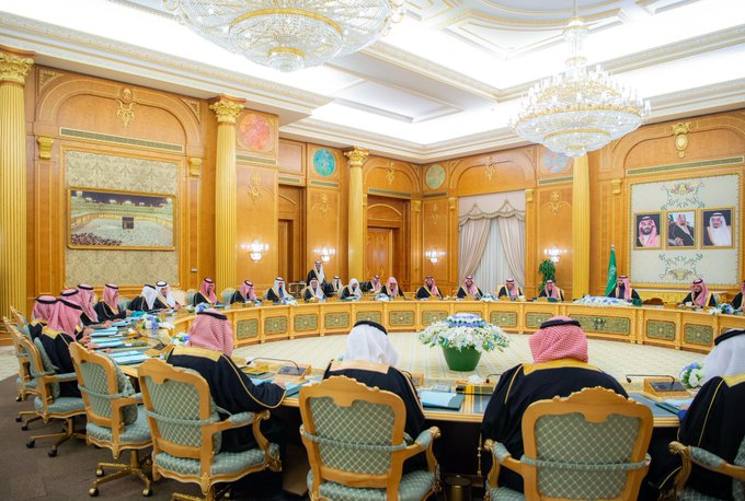مجلس الوزراء السعودي يدين قرار إسرائيل وقف دخول المساعدات الإنسانية إلى قطاع غزة