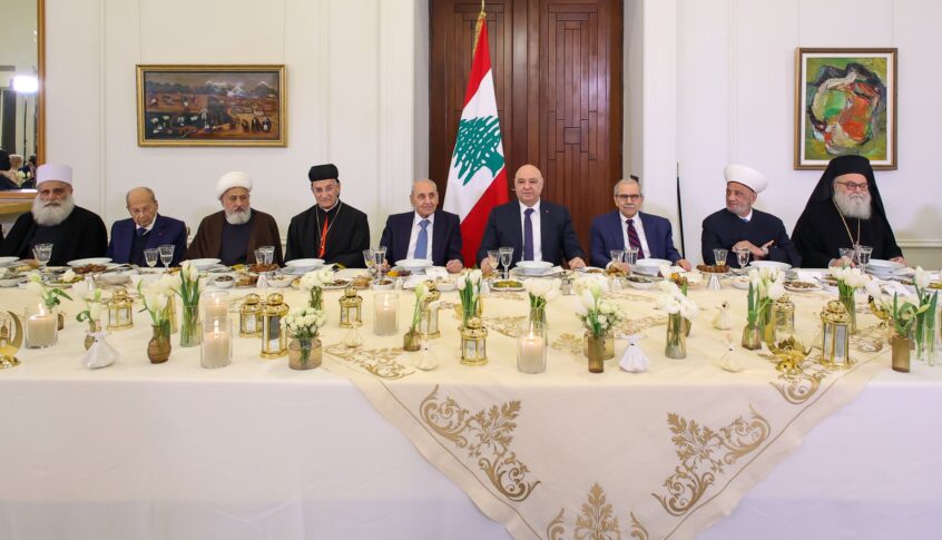 رسائل أورتاغس محور خلوة الرؤساء الثلاثة