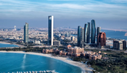 الإمارات تتفوق على قوى عالمية في مؤشر السعادة 2025
