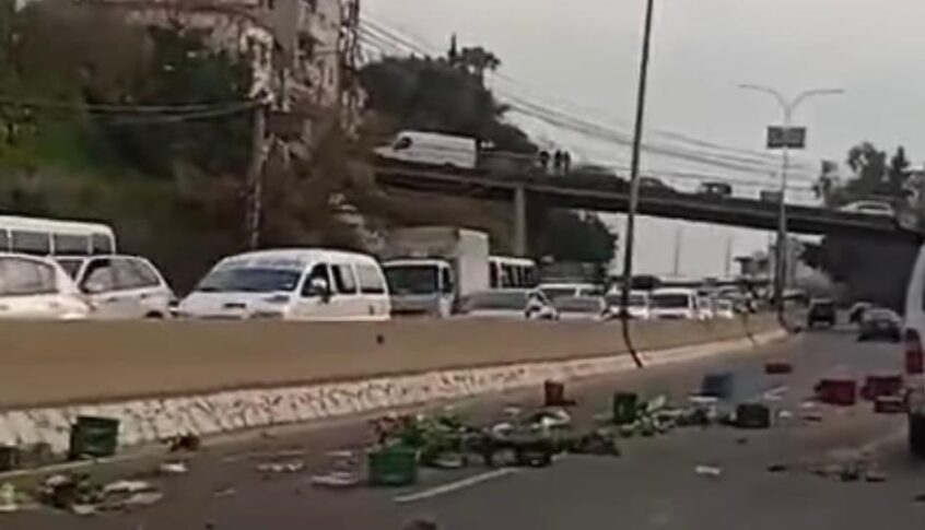 قتيلان في حادث سير على طريق صيدا – صور