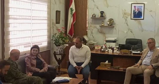 محافظ النبطية عرضت مع قائد القطاع الشرقي في اليونيفيل أوضاع البلدات الجنوبية بعد العدوان وسبل تعزيز التعاون