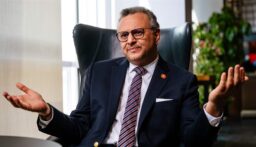 مسعد بولس: على الجيش في لبنان القيام بمهامه على كامل الأراضي وليس جنوب الليطاني فقط