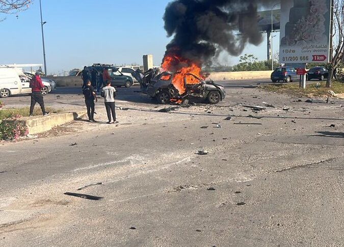 المتحدث بإسم جيش العدو الإسرائيلي: طائرة لسلاح الجو هاجمت في وقت سابق اليوم من خلال أنواع الذخيرة الدقيقة في منطقة صيدا وقضت على المدعو محمد جعفر منح أسعد عبدالله احد عناصر حزب الله