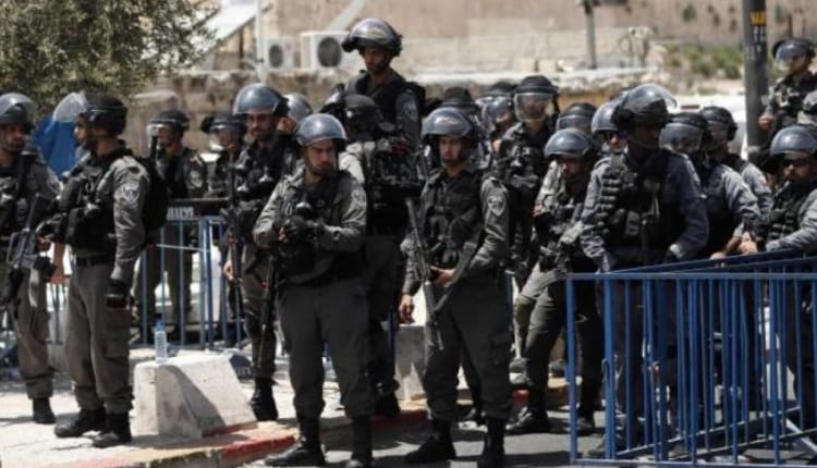 الاحتلال يحول القدس إلى “ثكنة عسكرية” تزامنا مع “سبت النور”
