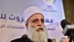 اتصالات رفيعة المستوى لشيخ العقل والقيادة السياسية لتطويق الاحداث الدامية في سوريا واجتماع استثنائي للمجلس المذهبي