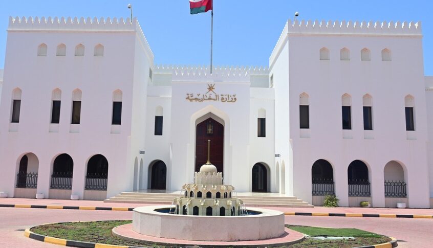 متحدث باسم الخارجية العُمانية: الجولة المقبلة من المباحثات سوف تُعقد في مسقط خلال الأيام القليلة القادمة