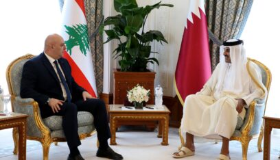 الرئيس عون عاد الى بيروت مختتما زيارته الى الدوحة والشيخ تميم يؤكد حرص قطر على الوقوف مع لبنان وشعبه