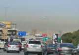حركة المرور كثيفة على اوتوستراد الرئيس الهراوي باتجاه الحازمية و كثيفة من شارل حلو الكرنتينا باتجاه الدورة وصولا حتى نهر الموت ومن ذوق مكايل باتجاه جونيه