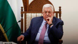 رئيس السلطة الفلسطينية محمود عباس: لا يمكن أن نقبل بمحاولات تهجير أهالي غزة