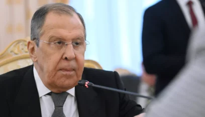 لافروف: روسيا ستواصل ضرب المنشآت التي يستخدمها الجيش الأوكراني والمرتزقة الأجانب