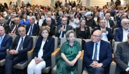 جامعة الروح القدس – الكسليك تكرّم إدمون رزق وتتسلّم أرشيفه الوطني