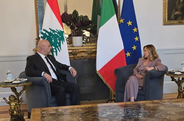 الرئيس عون يلتقي في هذه الأثناء رئيسة الحكومة الإيطالية جيورجيا ميلوني، في مقر رئاسة الحكومة في روما