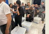 بدء وصول صناديق الاقتراع إلى قصر العدل في طرابلس واستلامها من لجان القيد