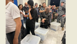 بدء وصول صناديق الاقتراع إلى قصر العدل في طرابلس واستلامها من لجان القيد