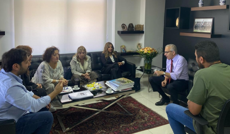 البساط التقى وفدًا من أهالي ضحايا انفجار المرفأ