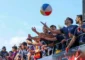 سخرية من فينيسيوس في احتفالات برشلونة بلقب الدوري الإسباني (فيديو)
