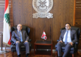 وزير الدفاع عرض الاوضاع مع ناصر وقاطيشا