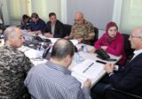 الحجار يشرف على عملية تسليم صناديق الاقتراع إلى رؤساء الأقلام