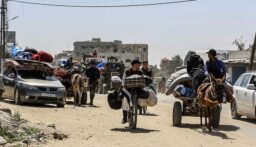 حكومة غزة: “إسرائيل” هجرت 300 ألف فلسطيني وقتلت أكثر من 200 في شمال غزة خلال 48 ساعة
