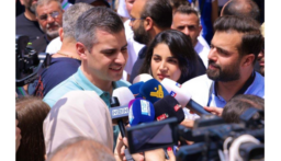 النائب فرنجيه أدلى بصوته في زغرتا: ما يجمعنا أكثر مما يفرقنا والدعوة هي للالتقاء على مصلحة لبنان